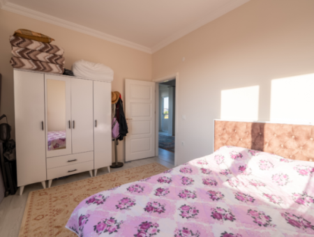 2 1 Flats For Sale In Kumbağ New And Inhabited Building With Spacious Furnished