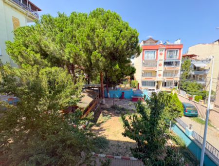 2 1 Flat For Rent In A Centrally Located Site With Pool In Kumbağ
