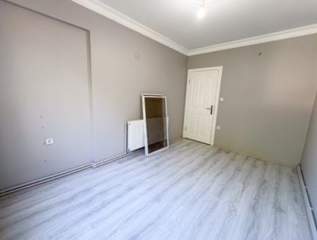 2 1 Flat For Rent In A Centrally Located Site With Pool In Kumbağ