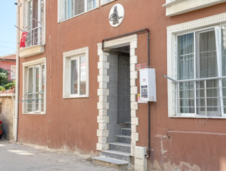 2 1 Flat For Sale With Large Settlement In The Center Of Kumbağ