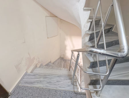 2 1 Flat For Sale With Large Settlement In The Center Of Kumbağ