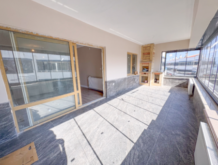 Spacious 2 1 Flat For Sale In A Seafront Pool Site In Kumbağ