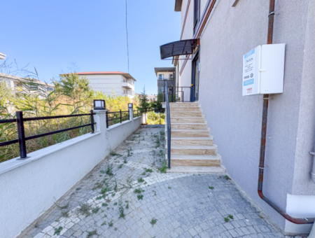 Furnished Luxury 2 1 Flat For Rent Opposite The Park In Kumbağ