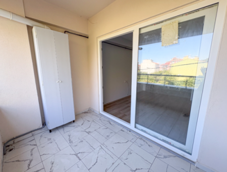 Spacious 2 1 Flat For Rent Behind Kumbağ Migros