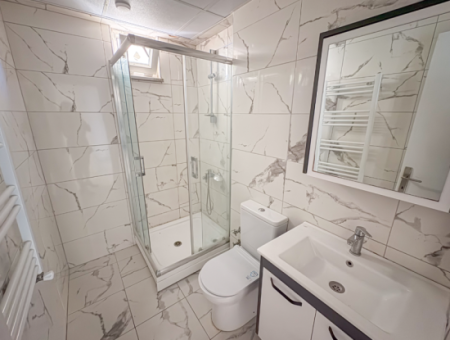 Spacious 2 1 Flat For Rent Behind Kumbağ Migros
