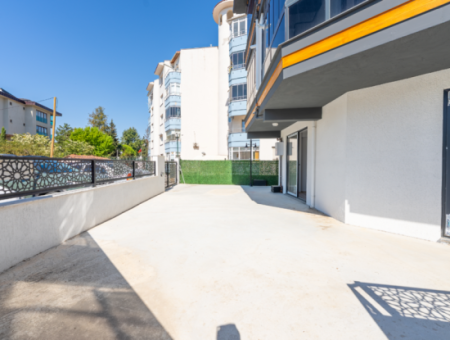 Değirmenalti Mh Seafront Garden Floor Luxury 2 1 Flats For Rent