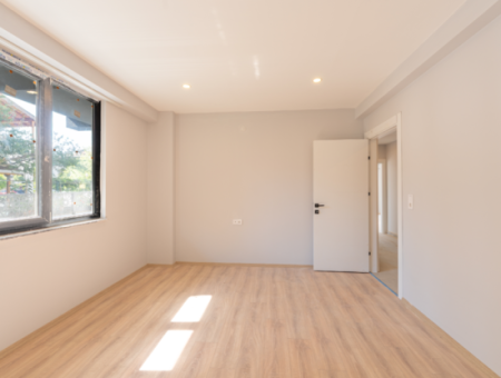 Değirmenalti Mh Seafront Garden Floor Luxury 2 1 Flats For Rent