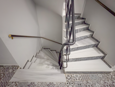 1 1 Flat For Sale With Elevator In The Very Center Of Kumbağ