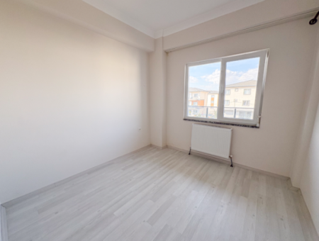 2 1 Flat For Rent Close To The Sea In A Site With Kumbağ Pool
