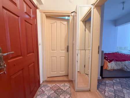 1 1 Flat For Sale In A Residential Condominium Building In The Center Of Kumbağ