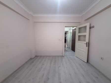 1 1 Flat For Sale In Kumbağ Close To The Market And Street