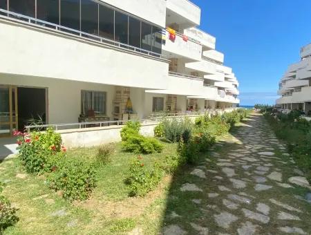 Villas For Sale In Site With Pool In A Beachfront Gundal Kumbag