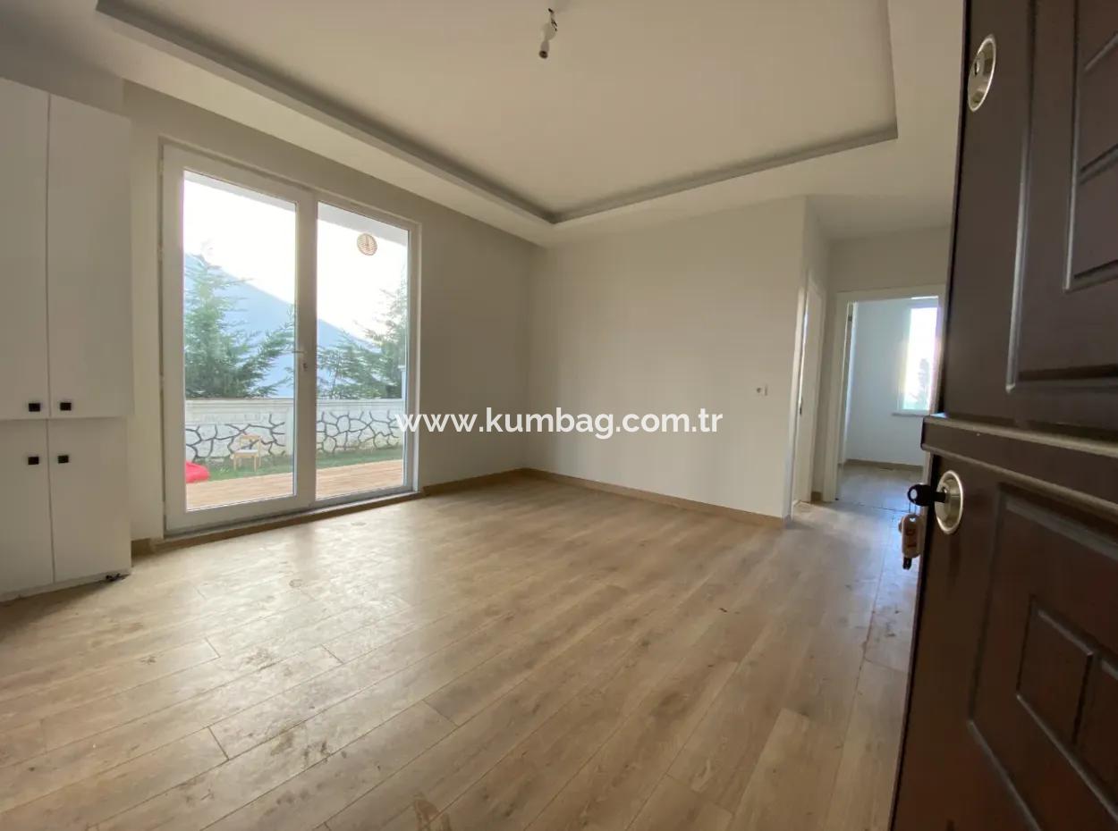 Kumbağ'da Havuzlu Ve Bahçeli 2+1 Lüks Daire