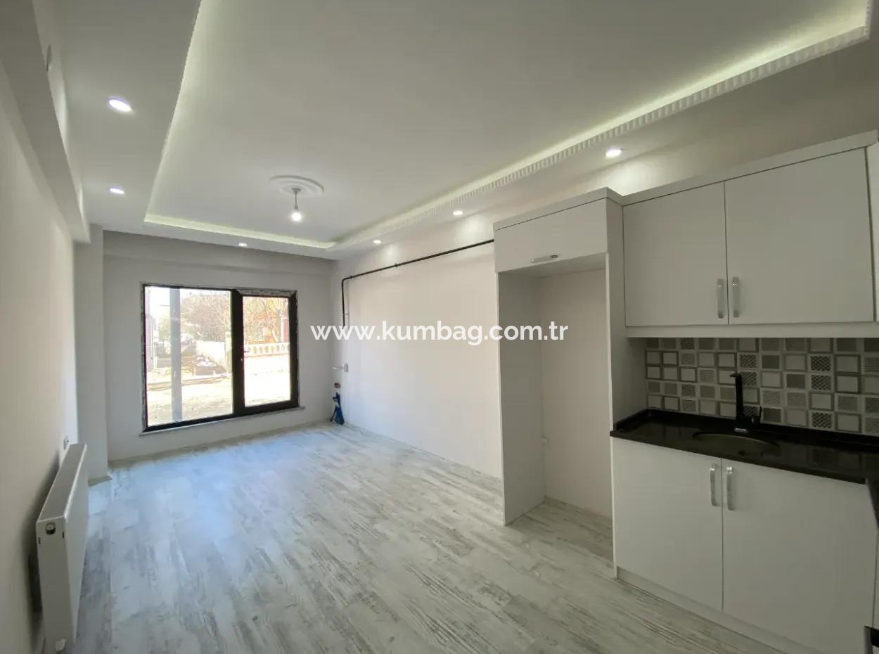 Kumbağ'da Denize Yakın Yeni Bitmiş Sıfır Satılık 1+1 Daire