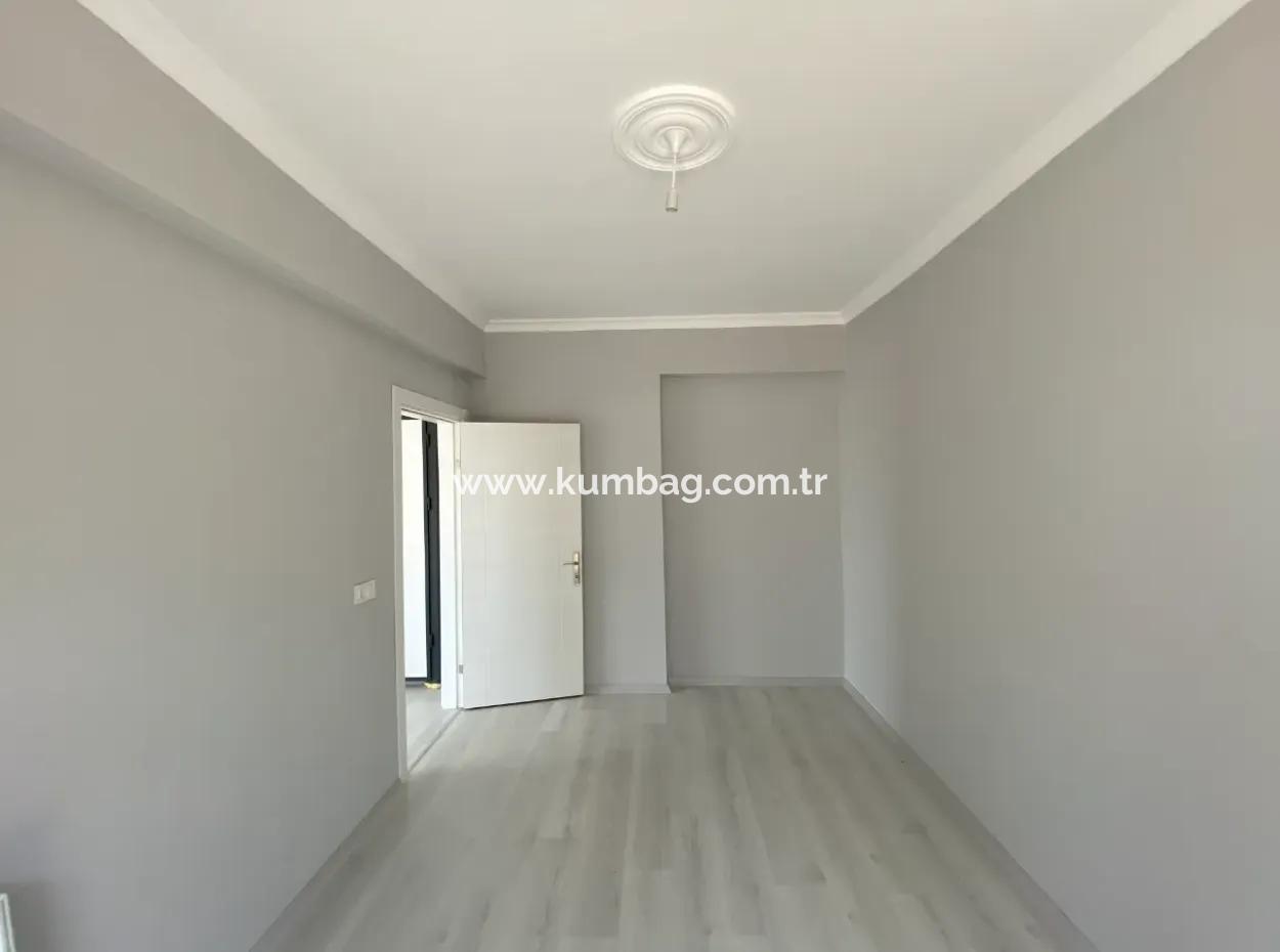Kumbağ Geniş Bahçeli Yeni Binada Doğalgazlı Kiralık 1+1