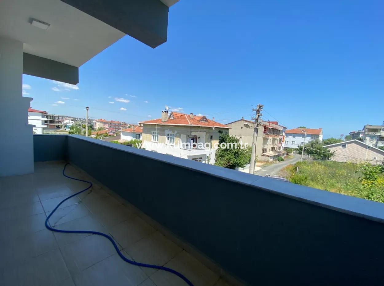 Kumbağ Ana Caddeye Yakın Konumda Aileye Kiralık 2+1 Daire