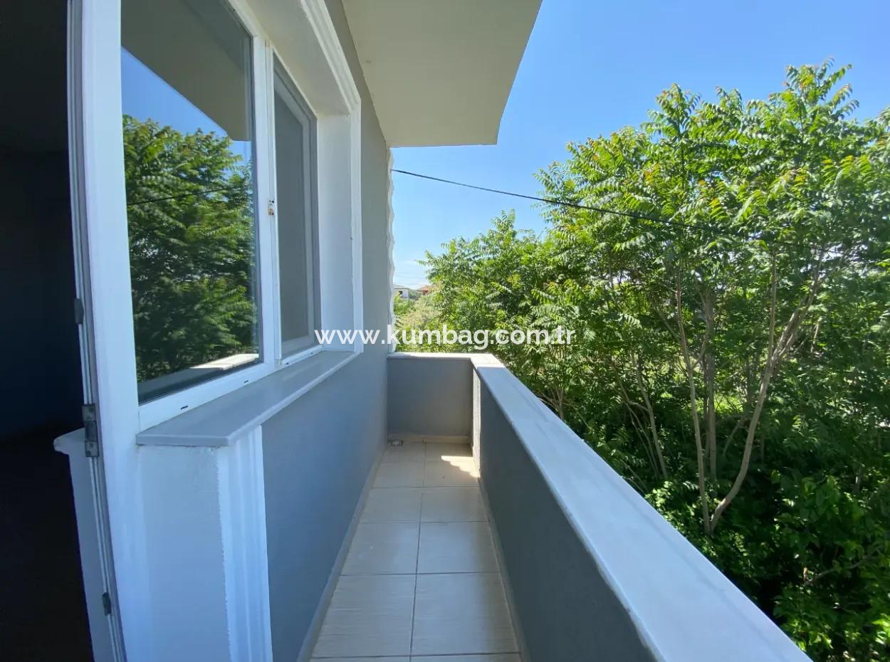 Kumbağ Ana Caddeye Yakın Konumda Aileye Kiralık 2+1 Daire
