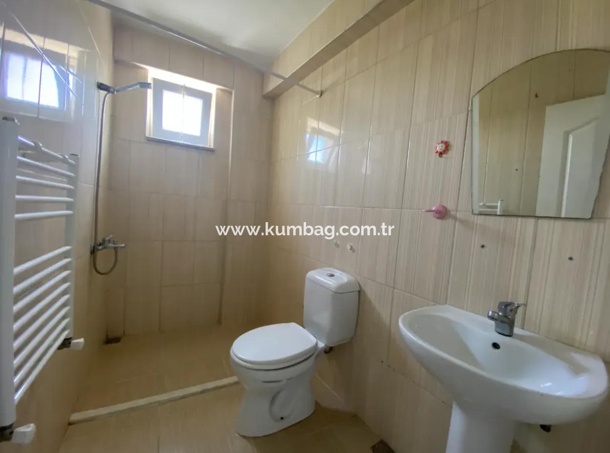 Kumbağ Ana Caddeye Yakın Konumda Aileye Kiralık 2+1 Daire