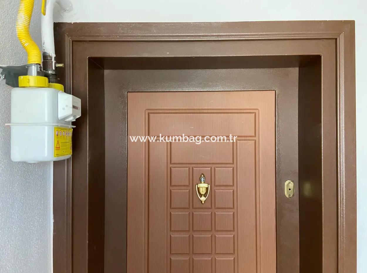Kumbağ Ana Caddeye Yakın Konumda Aileye Kiralık 2+1 Daire