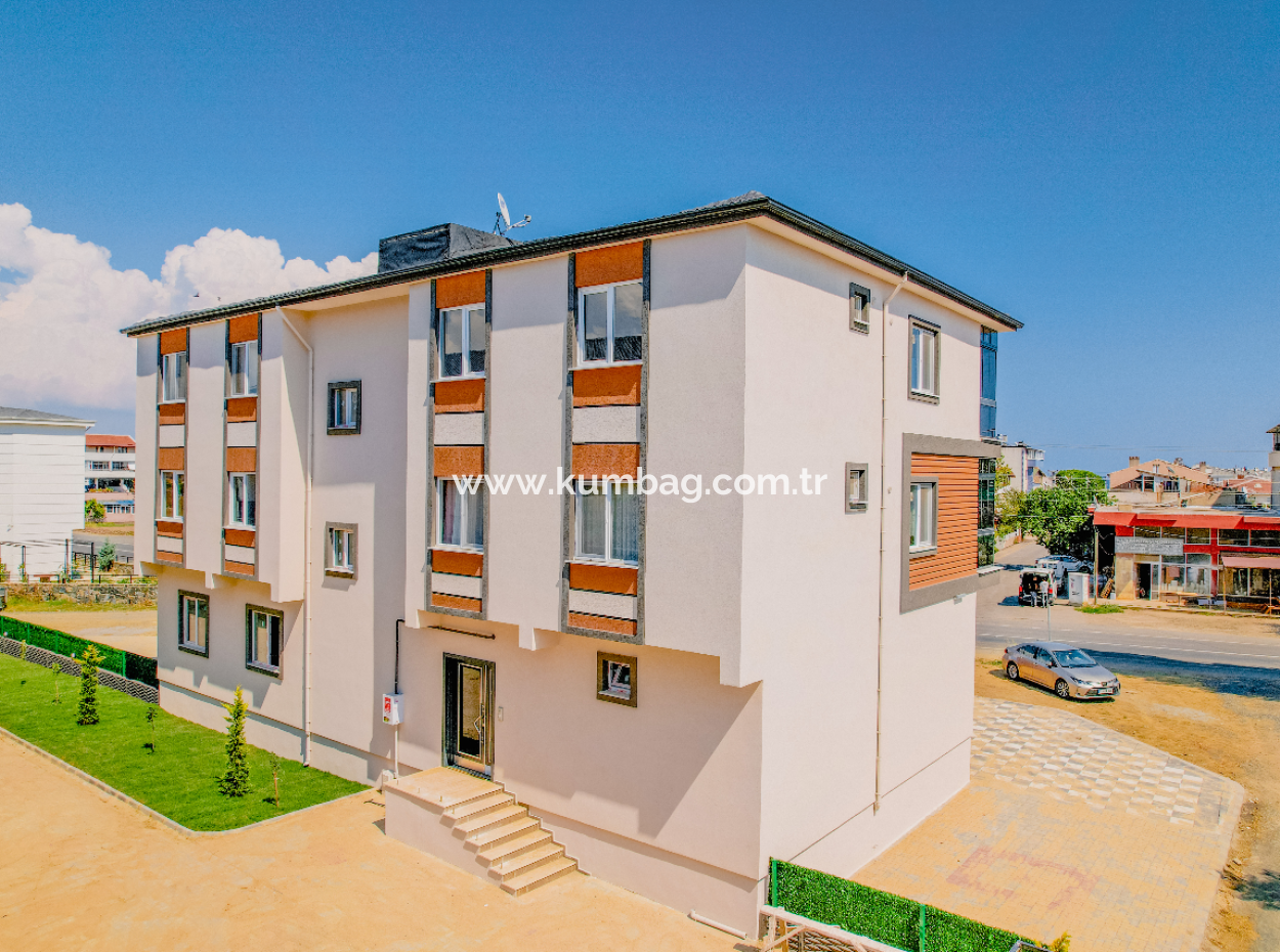 Kumbağ Ana Cadde Üzerinde Yeni Binada Kat Mülkiyetli Satılık 2+1