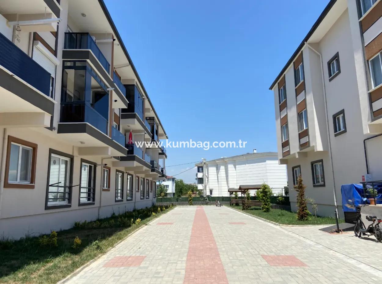 Tekirdağ Kumbağ'da Ana Cadde Üzeri Yeni Binada Kiralık 2+1 Daire