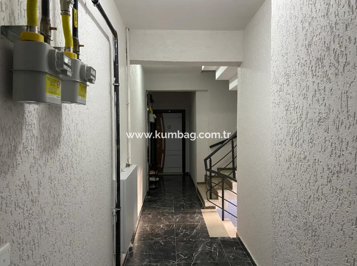 Tekirdağ Kumbağ'da Ana Cadde Üzeri Yeni Binada Kiralık 2+1 Daire