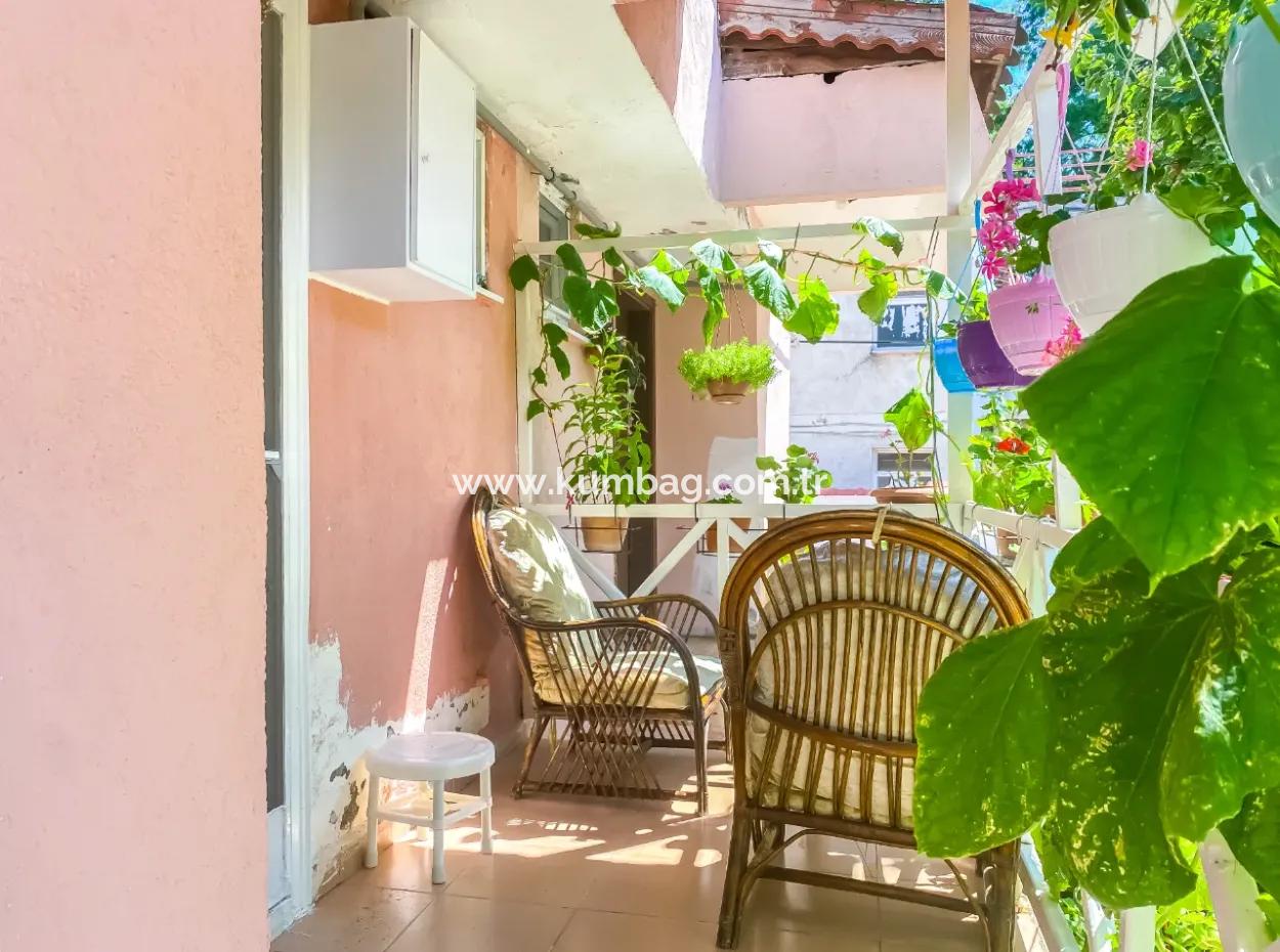 Kumbağ Merkezde Denize Ve Ana Caddeye Sıfır Site İçerisinde Kiralık 3+1 Villa