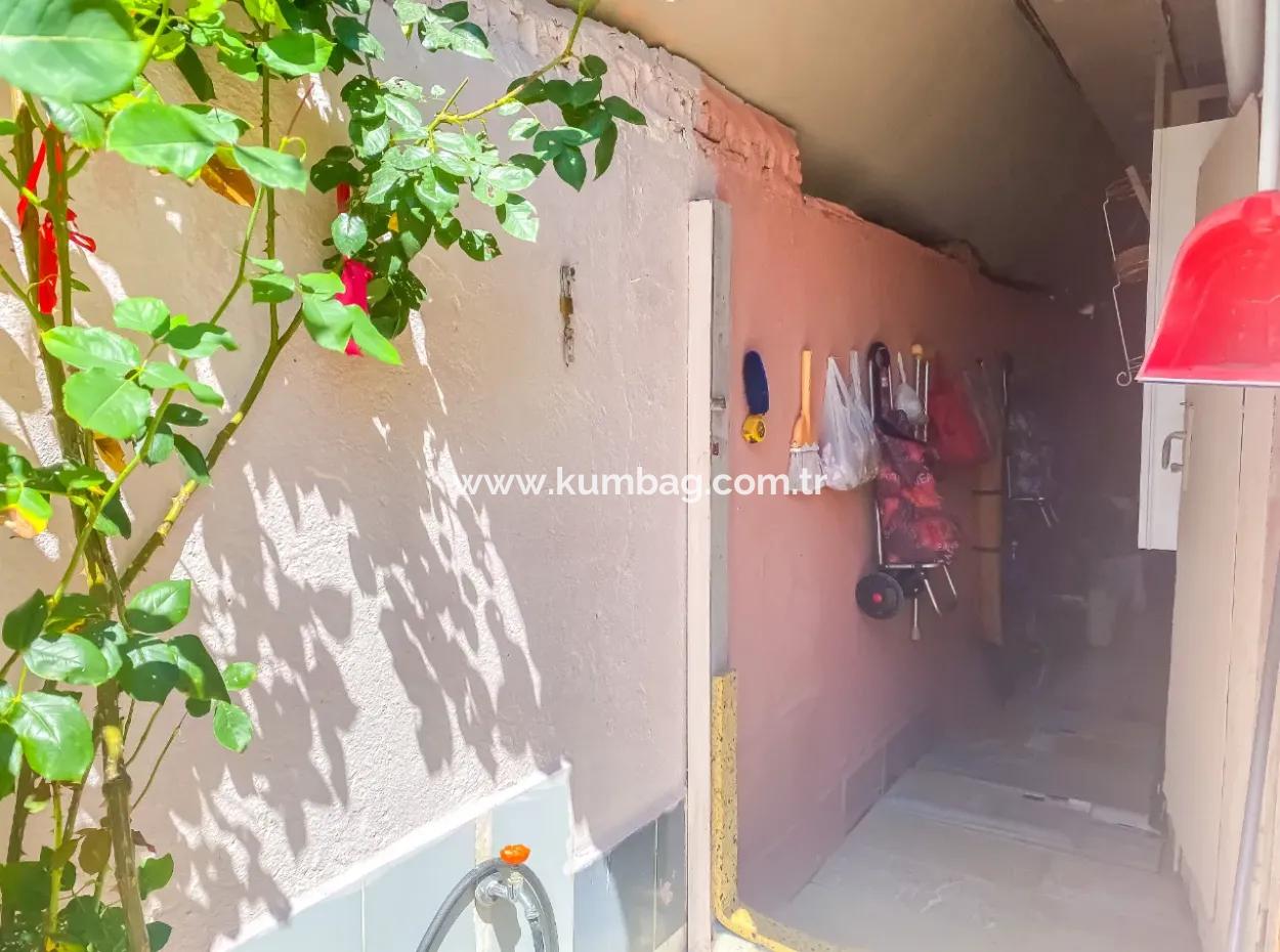 Kumbağ Merkezde Denize Ve Ana Caddeye Sıfır Site İçerisinde Kiralık 3+1 Villa