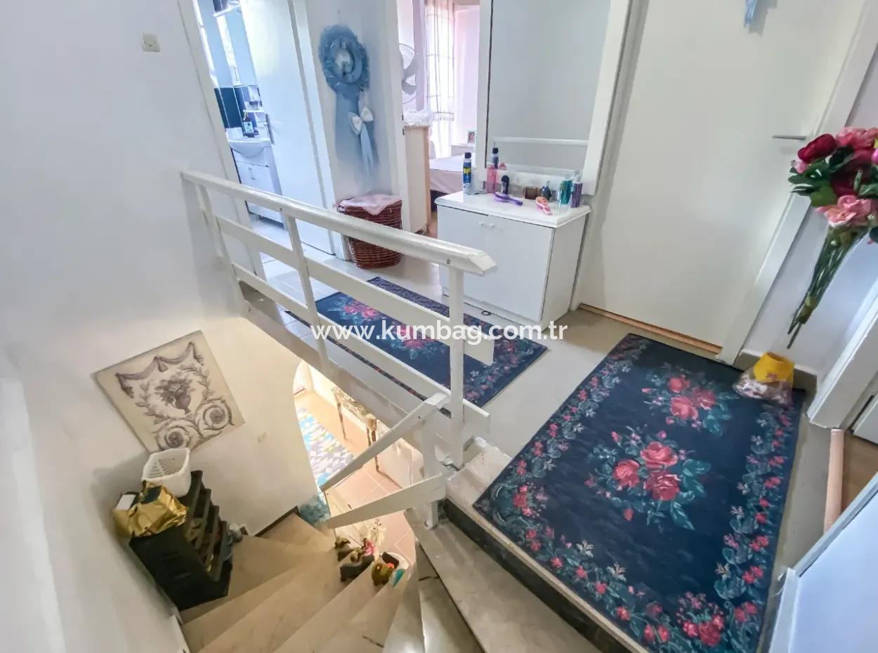 Kumbağ Merkezde Denize Ve Ana Caddeye Sıfır Site İçerisinde Kiralık 3+1 Villa