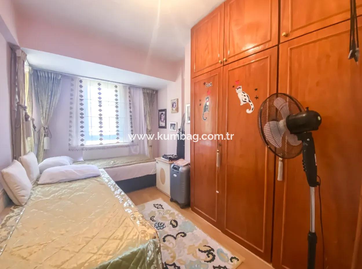 Kumbağ Merkezde Denize Ve Ana Caddeye Sıfır Site İçerisinde Kiralık 3+1 Villa
