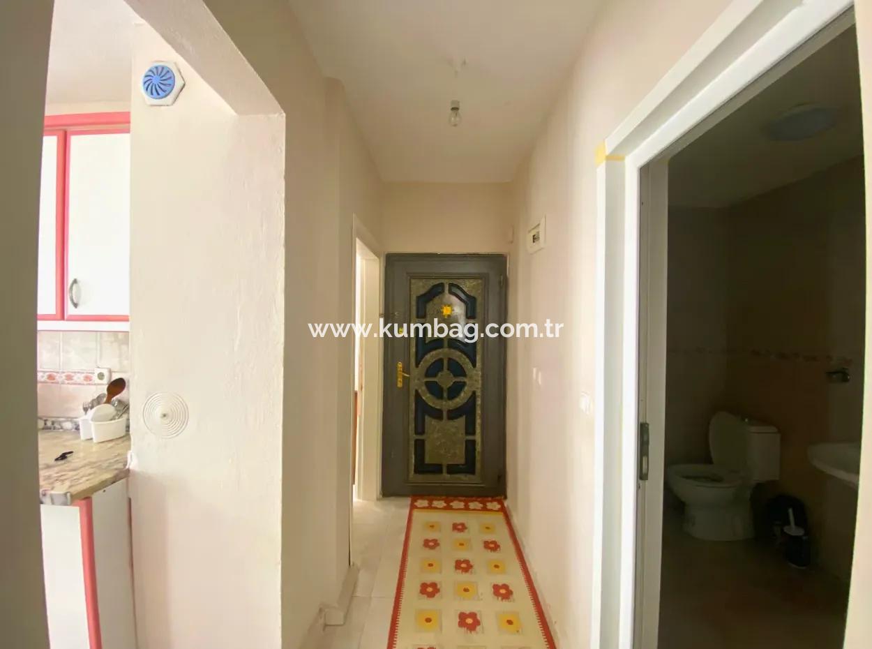 Kumbağ Pazar Sokağında Kiralık 2+1 Eşyalı Daire