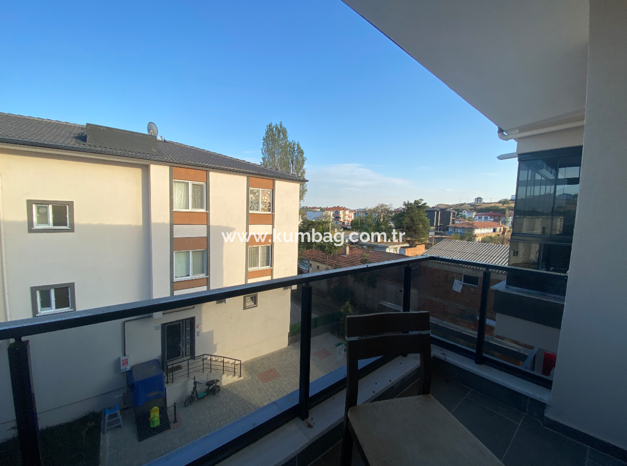 Kumbağ Ana Cadde Üzerinde Kiralık Eşyalı 1+1 Daire