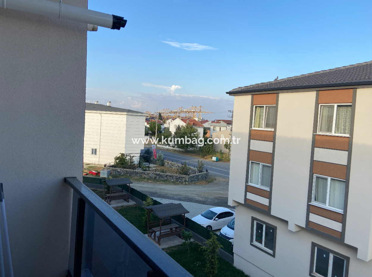 Kumbağ Ana Cadde Üzerinde Kiralık Eşyalı 1+1 Daire