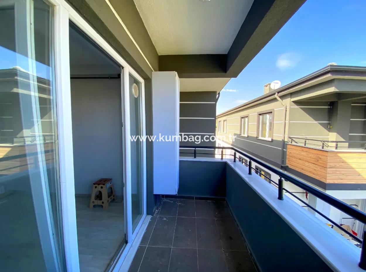 Kumbağ Havuzlu Site İçerisinde Kiralık Sıfır 2+1 Dubleks Daire