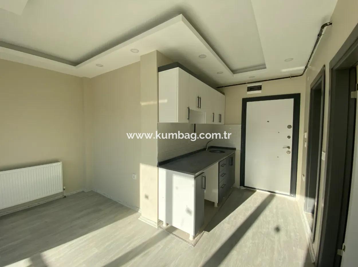 Kumbağa Köy İçi Mevkii Sıfır Kiralık 1+1 Daireler