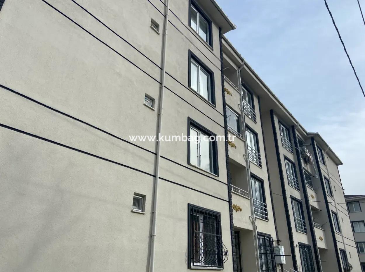 Kumbağ Pazar Sokağı Mevkii Asansörlü Binada Eşyalı Kiralık 2+1 Daire