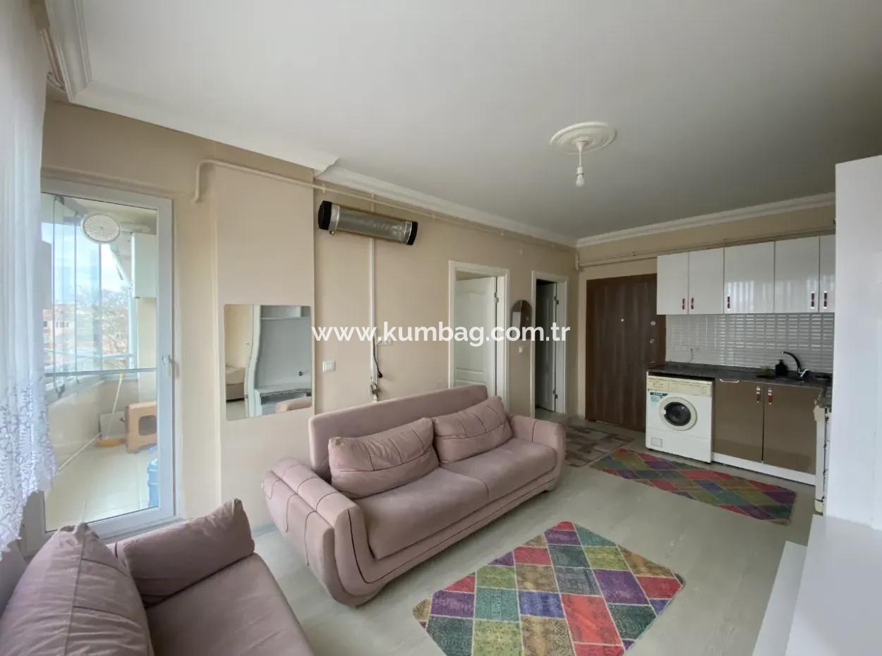Kumbağ Pazar Sokağı Mevkii Asansörlü Binada Eşyalı Kiralık 2+1 Daire