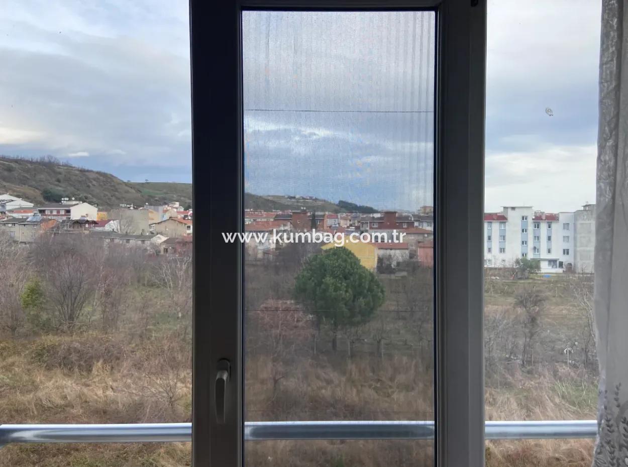 Kumbağ Pazar Sokağı Mevkii Asansörlü Binada Eşyalı Kiralık 2+1 Daire