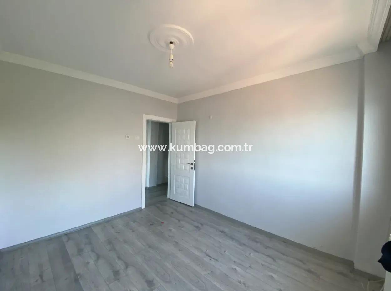 Kumbağ Mah. Denize Sıfır Ayrı Mutfaklı Kiralık 1+1 Daire