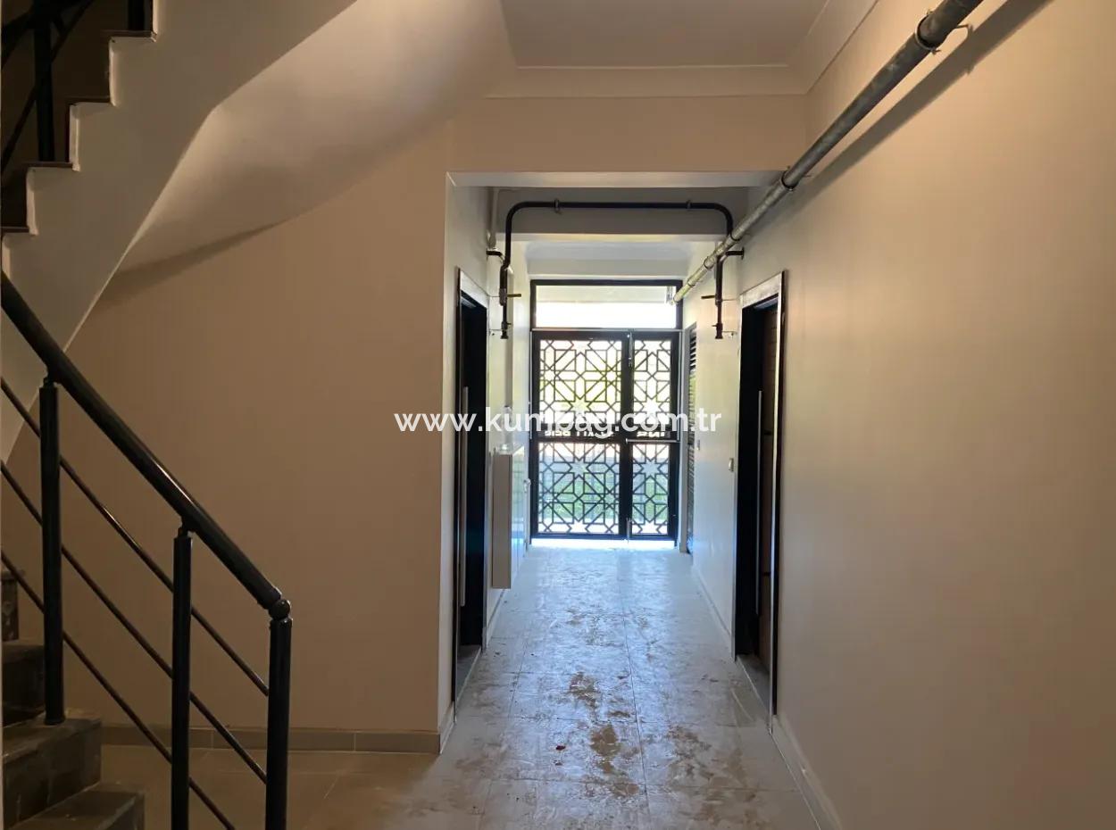 Kumbağ Havuzlu Site İçerisinde Giriş Kat Kiralık 2+1 Daire