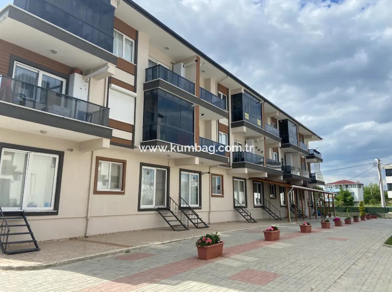 Kumbağ Ana Cadde Üzerinde Site İçi Kiralık 1+1 Daire