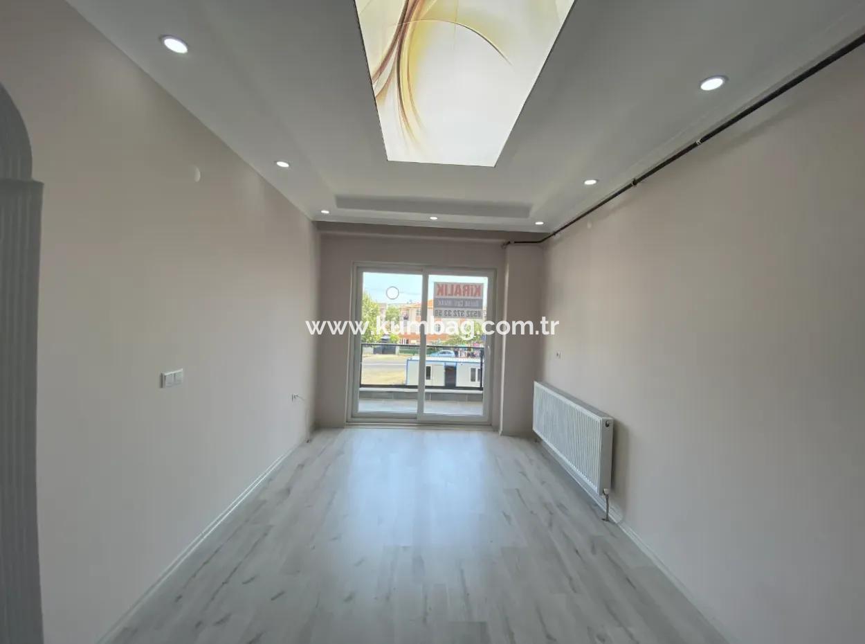 Kumbağ Ana Cadde Üzerinde Site İçi Kiralık 1+1 Daire