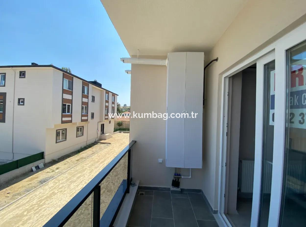Kumbağ Ana Cadde Üzerinde Site İçi Kiralık 1+1 Daire