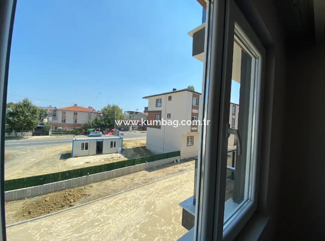 Kumbağ Ana Cadde Üzerinde Site İçi Kiralık 1+1 Daire
