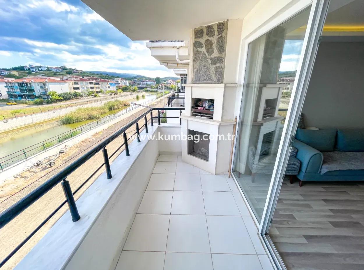 Denize Sıfır Havuzlu Site İçerisinde Sezonluk Kiralık 2+1 Daire