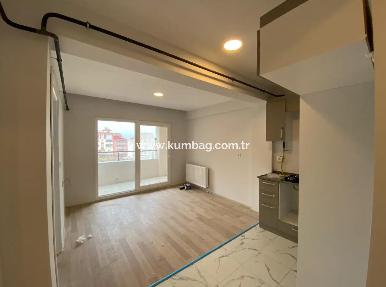Kumbağ Merkezi Konumda Kiralık Sıfır 1+1 Daire