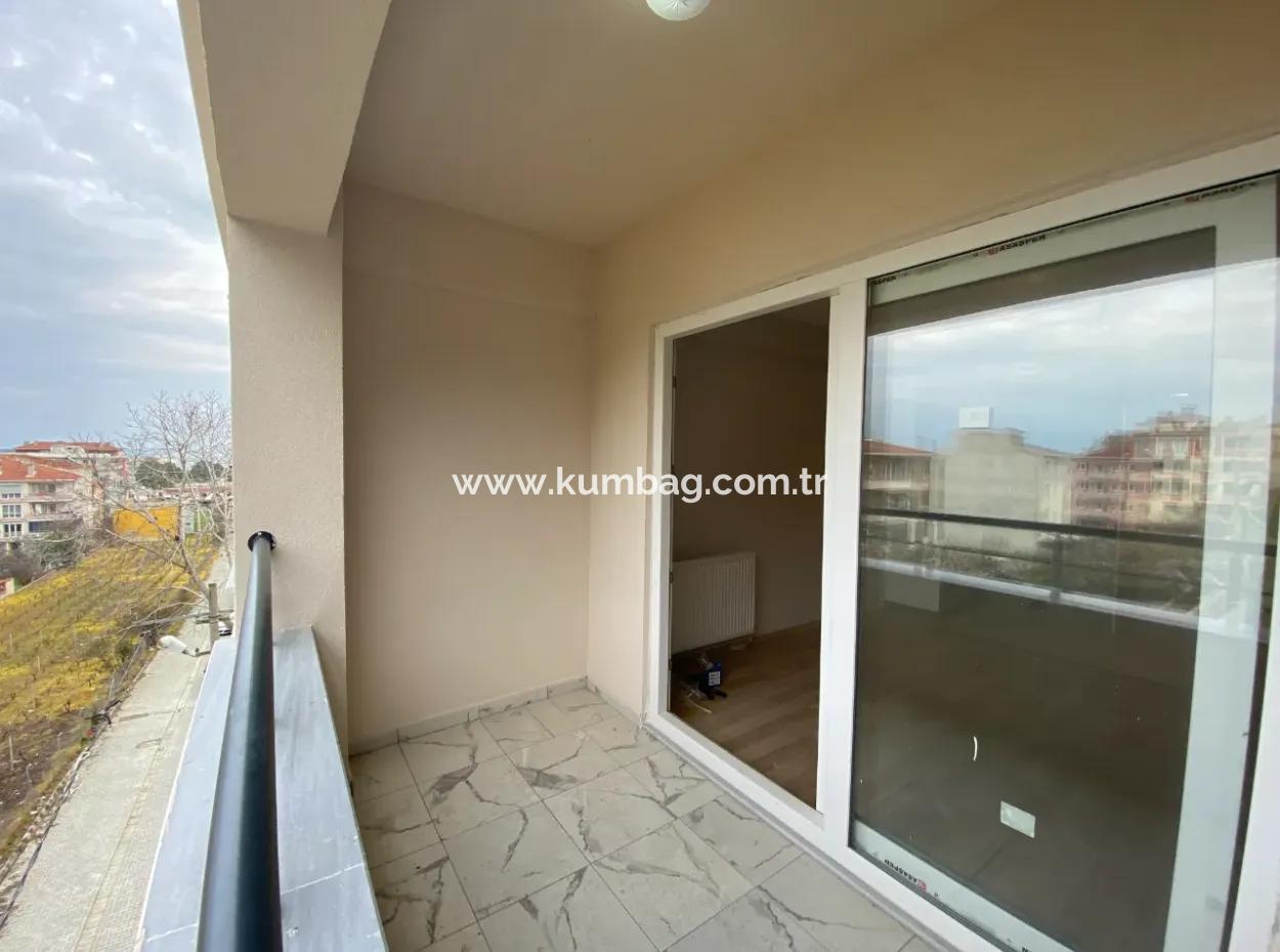 Kumbağ Merkezi Konumda Kiralık Sıfır 1+1 Daire
