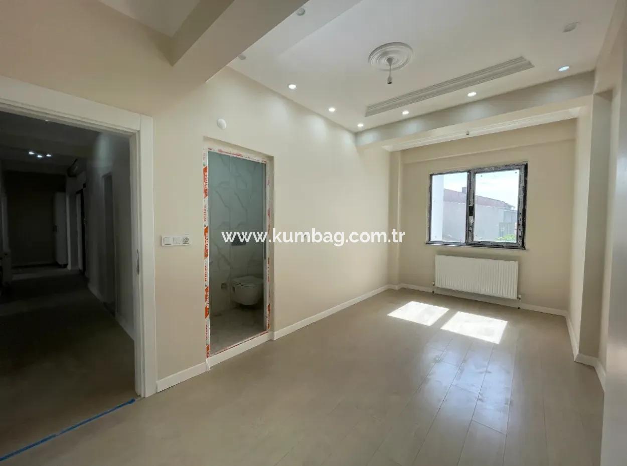 Çiftlikönü Mahallesinde Deniz Manzaralı Satılık Daireler