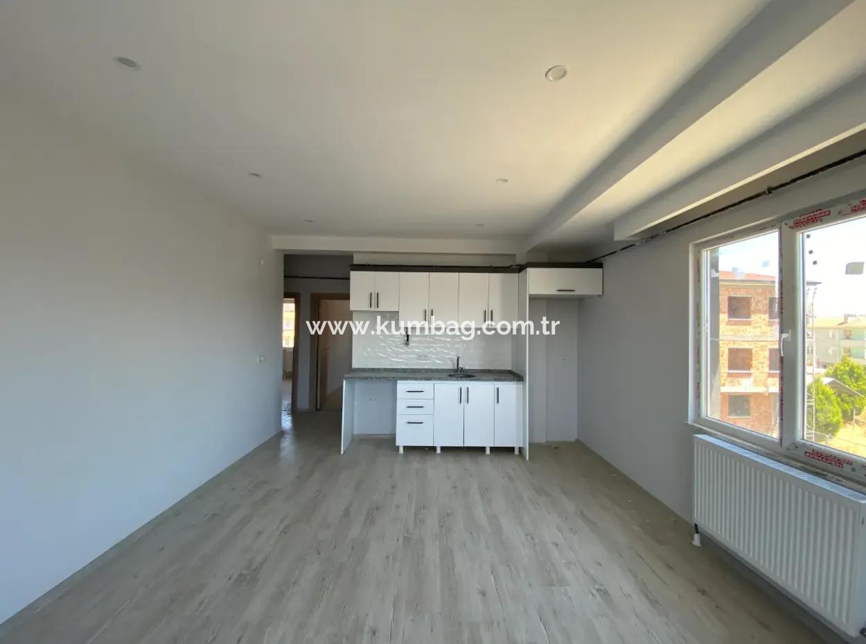 Kumbağ Mah.kumkent Mevkii Yeni Binada Satılık 2+1 Daire