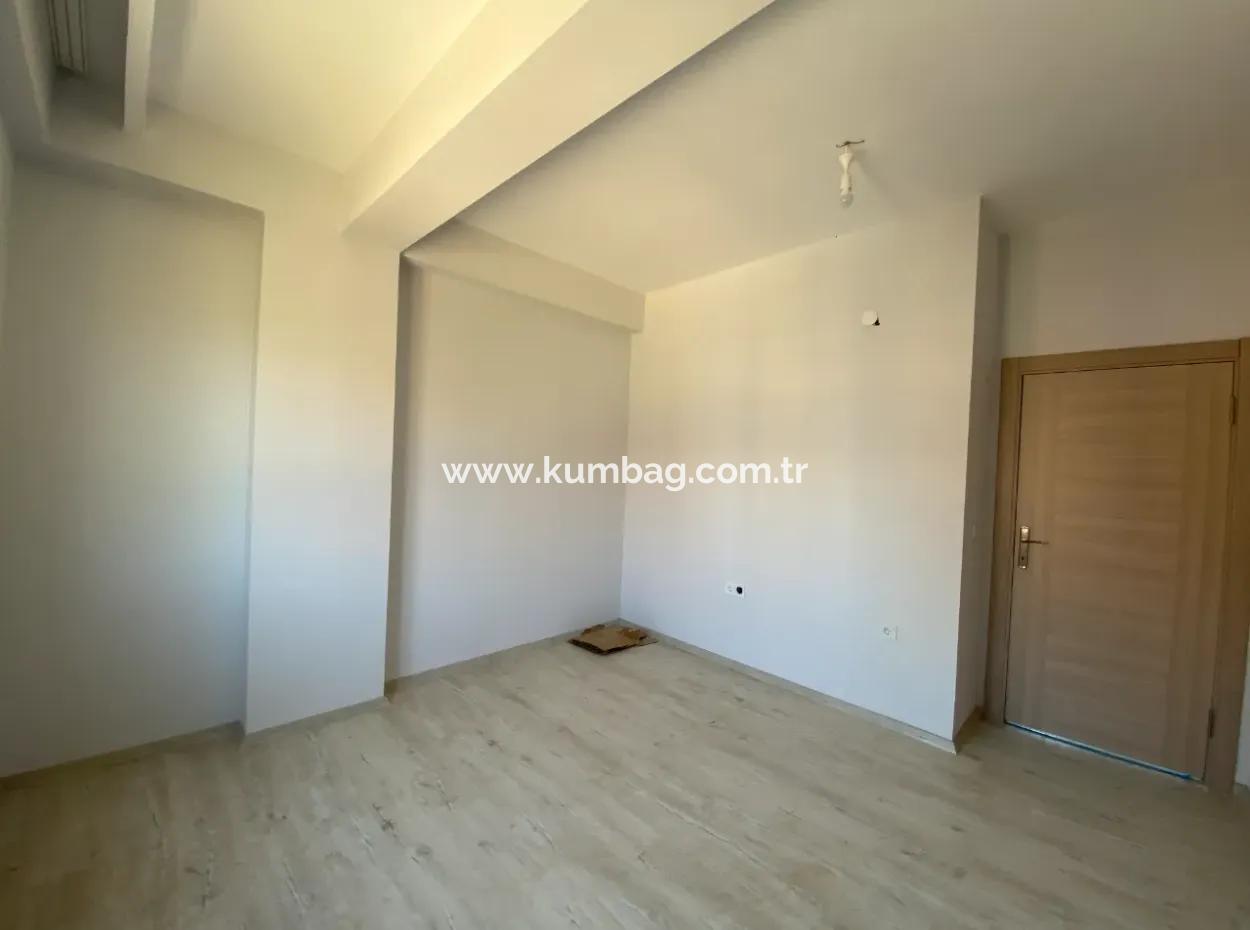 Kumbağ Mah.kumkent Mevkii Yeni Binada Satılık 2+1 Daire